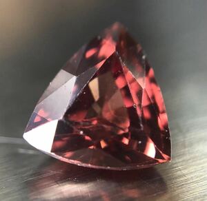 非加熱 天然ジルコン 1.47 Ct カラット