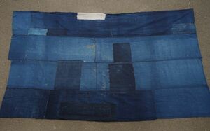 2251F14◆ボロ・襤褸◆藍無地木綿古布◆4幅◆継ぎ接ぎ・継ぎ当て◆JAPAN BLUE VINTAGE FABRIC BORO◆リメイク素材◆