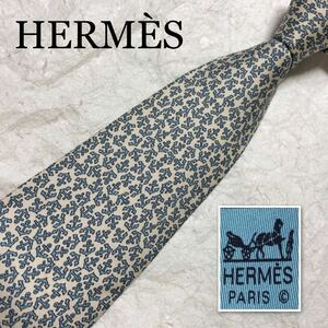 HERMES エルメス　ネクタイ　錨　イカリ　総柄　シルク100% フランス製　クリーム×ライトブルー