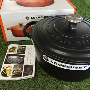 GX2226 LE CREUSET ル・クルーゼ 両手鍋 ココット ロンド 21177-22cm ホーロー鍋 料理 調理器具 ブラック 箱汚れ有り 未使用 保管品 鍋