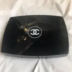 CHANEL 新品未使用メイクアップ　パレット