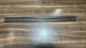 THULE TH7122 スクエアバー 2本入り 118CM　中古　ジムニーJA11にて使用