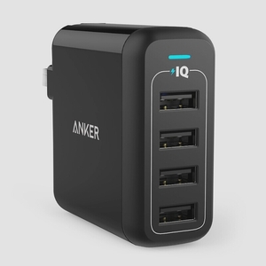 送料無料★Anker PowerPort 4 (40W 4ポート USB急速充電器) 折りたたみ式プラグ搭載 (ブラック)