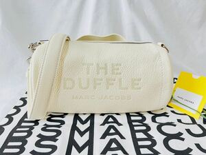 2023新作 MARC JACOBS ザ レザー ダッフル バッグ COTTON/SILVER ホワイト ショルダーバッグ マークジェイコブス 本革製