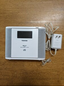 IY0349 TOSHIBA CDラジオ TY-CDR7 目覚ましCDクロックラジオ/東芝 動作品 現状品