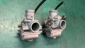 RZ250 4L3 キャブレター 左右 4L3-14101-00 ＆ 4L3-14101-00 廃番品 当時モノ 傷・汚れ多数 予備ストックしてました