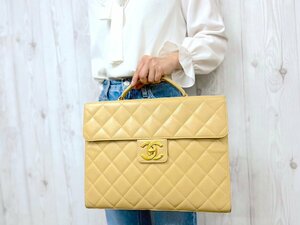 極美品 CHANEL シャネル ココマーク ゴールド金具 キャビアスキン ビジネスバッグ ハンドバッグ バッグ レザー ベージュ A4収納可 70970Y