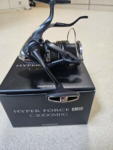 (美品) シマノ シマノ 23 ハイパーフォース LB C3000MHG スピニング リール レバーブレーキ