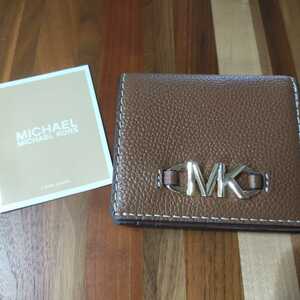 マイケル・コースMICHAEL KORS IZZYIDビルフォールドスモール