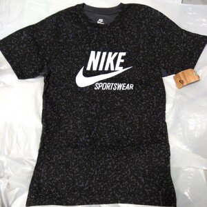 送料込み　NIKE　総柄Tシャツ　Mサイズ　　セメント柄