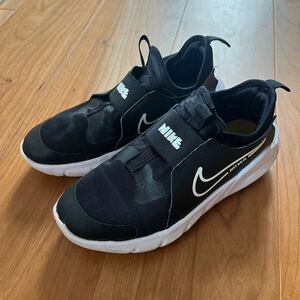 NIKE スニーカー 22センチ