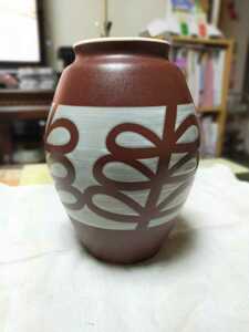 昭和レトロ　かわいい花瓶 花器 こげ茶色 陶器