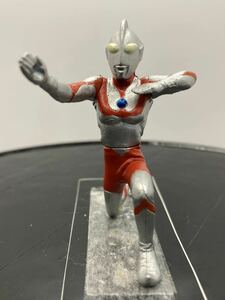 HGガシャポン　ウルトラマン