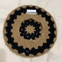 GANNI ベレー帽　クロシェ