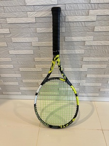 中古 2023年 バボラ ピュア アエロ 98 babolat PURE AERO ガット3月張り後、5分使用 ハイパーG 1.15 硬式テニスラケット 激スピン