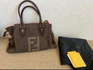 FENDI フェンディ　牛革バッグ