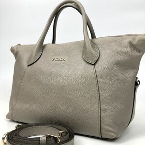 【美品】FURLA フルラ ジョアンナ 2way ショルダーバッグ トートバッグ レザー グレージュ 斜め掛け クロスボディ ロゴ金具 レディース 