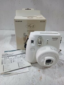 FUJIFILM instax mini 8 チェキ インスタントカメラ VANILLA 電池式 ポラロイドカメラ 動作確認済み ホワイト 富士フィルム