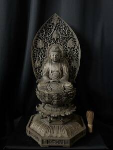 高62cm 井波彫刻 一刀彫り　仏教工芸品　時代彫刻　香樟材　木彫仏教　精密彫刻 仏師で仕上げ品　釈迦如来座像
