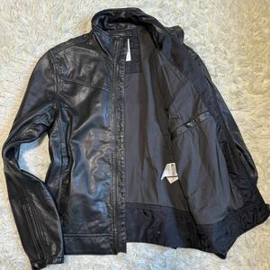 極美品 Mサイズ G-STAR RAW ジースターロー ライダースジャケット シングル レザージャケット 羊革 ラムレザー 黒 ブラック メンズ 紳士服