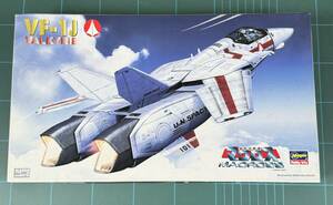 Hasegawa MACROSS 1/72 VF-1J バルキリー　TV版