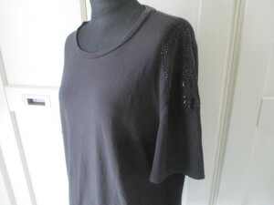 ◆エンポリオアルマーニ　黒　ラインストーン付きTシャツ　美品
