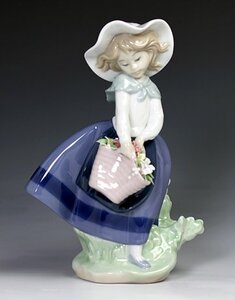 271◇Lladro 花と少女 綺麗な花ばかり リヤドロ 01005222 磁器 人形 少女置物 オブジェ