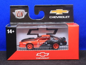 1/64 M2マシーン 1985 シボレー・カマロ Chevrolet Camaro Iroc-Z「HOLLEY」グロスレッド ●