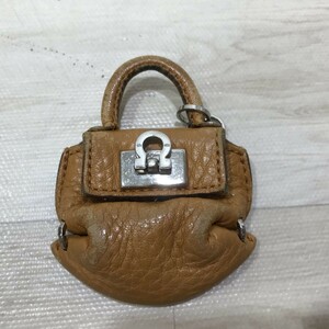 送料185円 フェラガモ Salvatore Ferragamo バッグ型 チャーム レザー キーホルダー[N0557]