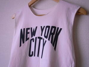 ◆【 ＊A.P.C＊アーペーセー＊NEWYORKCITY Tシャツ 淡ピンク Sサイズ 】◆＊カットオフデザイン＊薄手コットン100%＊ienaお好きな方も＊