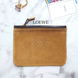 【人気】LOEWE ロエベ ミニポーチ アナグラム 型押し スエード レザー ブラウン ゴールド金具 フラットポーチ 【送料無料】