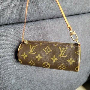 ルイヴィトン LOUIS VUITTON モノグラム パピヨン ポーチ