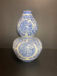 中国文物 古瓷 収集家の放出品 青花 清代 乾隆如意龍紋葫蘆瓶