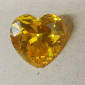 [11.22 ct] 合成イエローサファイア ハートカット ルース 宝石 ジュエリー