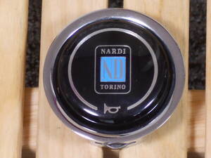 ■ナルディ ステアリング用ホーンボタン NARDI TORINO 送料全国一律 １４０円