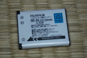 送料無料 FujiFilm 純正バッテリー NP-45