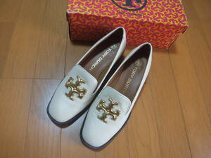 ◇トリーバーチ TORY BURCH◇ゴールド金具ロゴ レザーパンプス レディース 箱付き 7M(24cm)