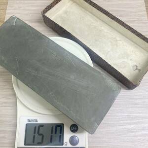 ■天然砥石　京都　大工道具　研ぎ　研磨　重量1517g 厚さ約　4cm 40■