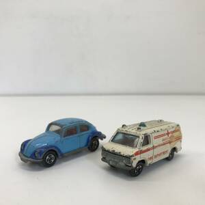 古い TOMICA トミカ TOMY ミニカー 2点まとめて 救急車 AMBULANCE 1977 made in JAPAN 日本製 F22 8-1 / VOLKS WAGEN フォルクスワーゲン