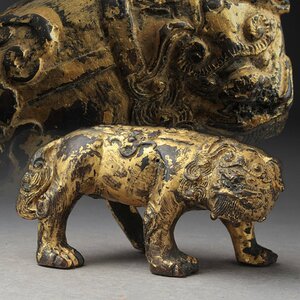 ER779 中国美術 銅鍍金獅子・金銅獅子 幅11.5cm 重420g 置物 擺件 中国古玩