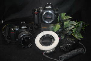 〇ひ185【2点セット】Nikon D3000 D40 AF-S DX NIKKOR Ring Flash デジタルカメラ※ジャンク品 通電OK