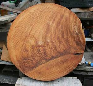 欅　ケヤキ　丸天板　サバ杢　重厚　乾燥　耳付き　直径６２㎝厚さ５㎝