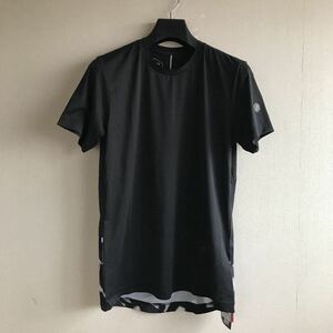 アシックス　バックパネル付き半袖シャツ　黒M　定価4950円　薄手軽量　2031A524