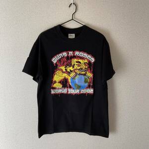 バンドTシャツ　ロックTシャツ　ミュージックTシャツ　ガンズ　アンド　ローゼズ　2002年　ワールドツアー　美品　サイズ　M