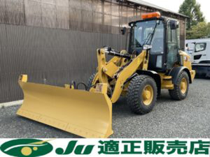 【諸費用コミ】:CAT ホイールローダー 907M ワンタッチ 排土板