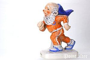 フンメル人形 #17 545-14 ジョギングする小人,ウォルター Walter THE JOGGER TMK-6 高さ=15cm ゲーベル フィギュリン 西独 Goebel HUMMEL