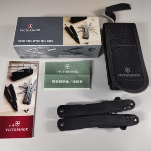 未使用保管品 VICTORINOX ビクトリノックス ケース付 多機能 スイス製 マルチ　ツール