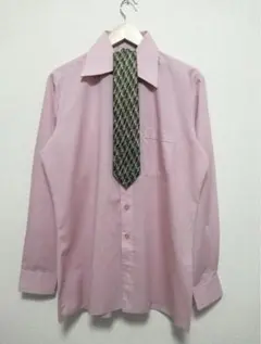 古着　ネクタイシャツ　ピンク　総柄　デザインシャツ　レトロ　soerte グッチ