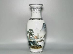 中国美術 時代物 中国景徳鎮製款 花瓶 高さ約25.8cm 景徳鎮 唐物 色絵山水風景人物図 古美術 粉彩 漢詩 在銘 古玩 粉彩 中国美術