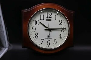 CITIZEN/シチズン 型番不明 　木枠の時計　壁掛け時計 　スイープ式　動作確認済